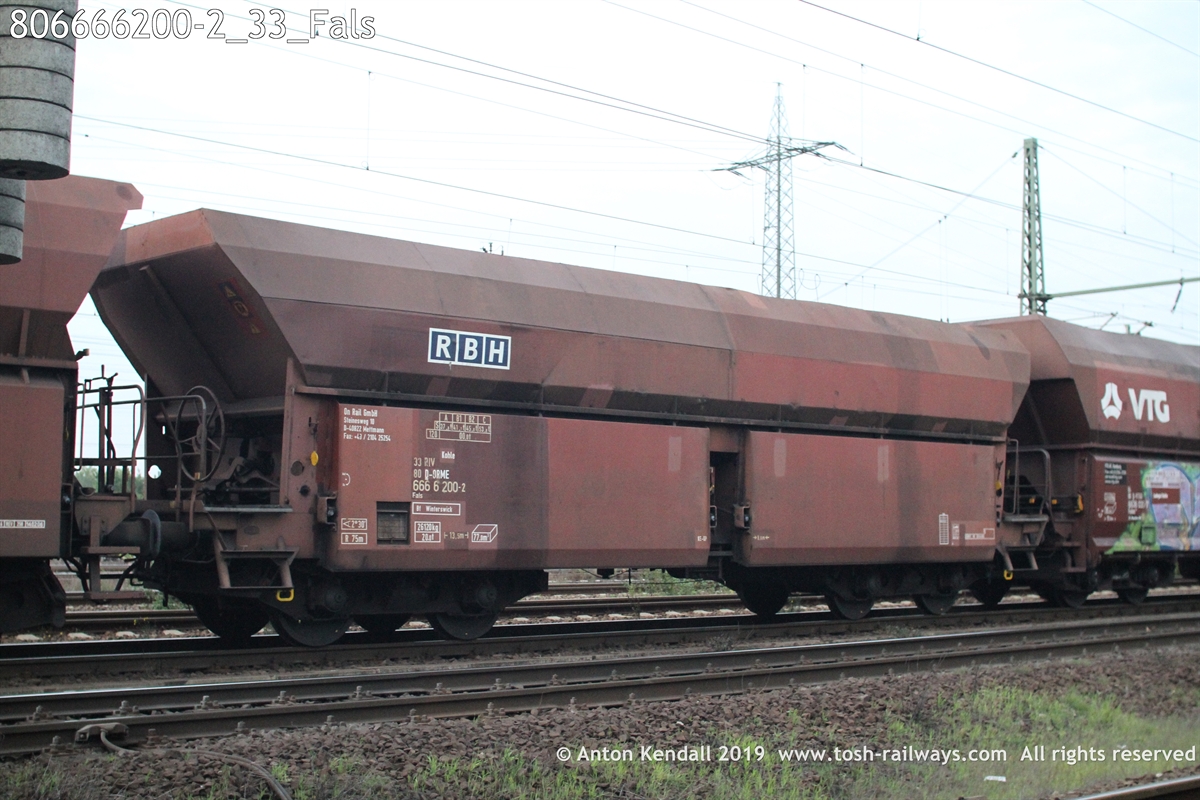 806666200-2_33_Fals.JPG
